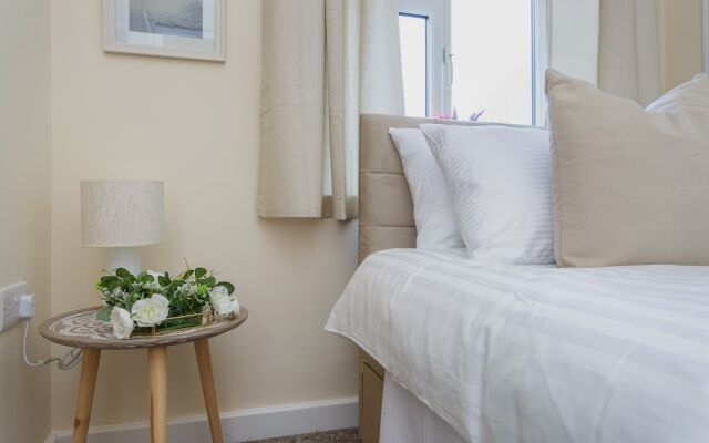 Luxury Burgess Apartments