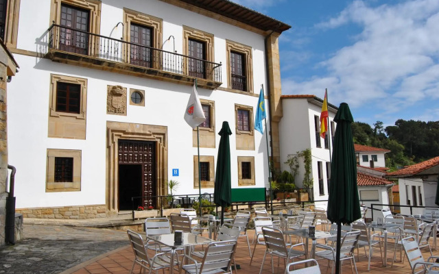 Hotel Palacio de los Vallados