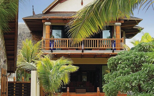Sankhara Beachfront Villas