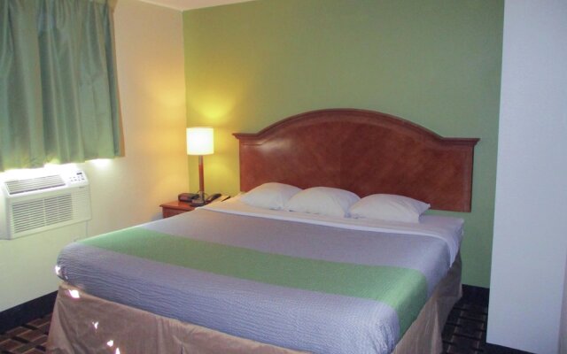 Motel 6 Savannah, GA