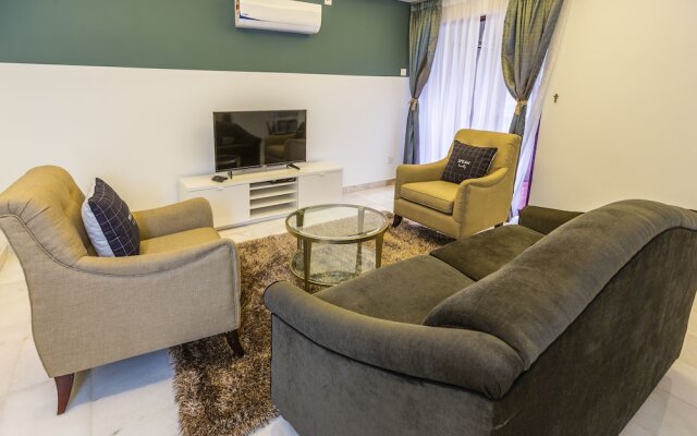 The Forum Condominium by Brassalova 76