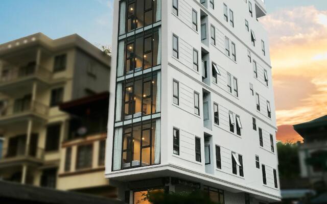 Ivy Hotel Ha Long
