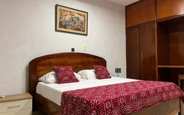 Lome Bamboo Lodge