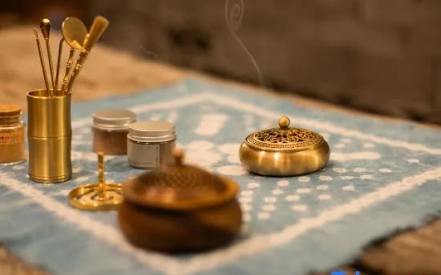 Yulong August Guanshanhai Light Luxury Homestay