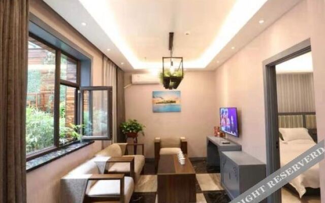 Sofia theme hotel Yuanping