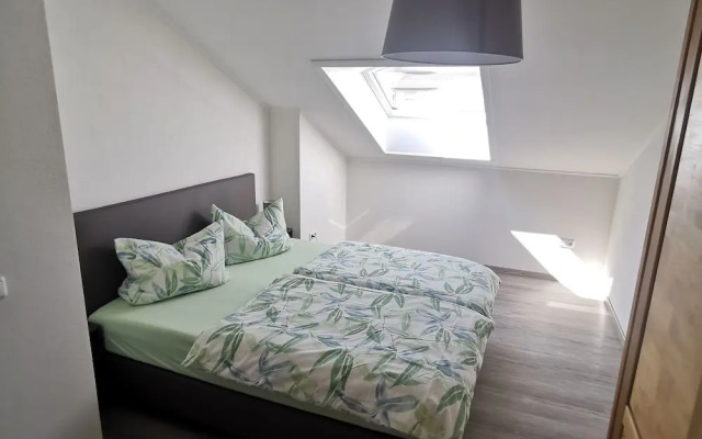 Refined Apartment in Bleialf with Skiing nearby