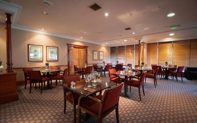 Muthu Glasgow River Hotel
