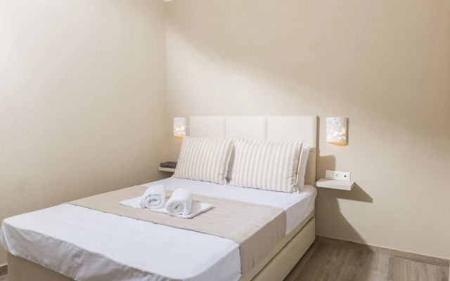 Ammos Beach Seaside Luxury Suites Hotel