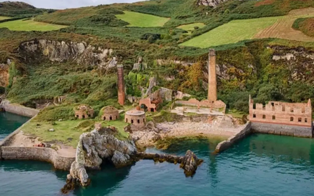 Seaside Bliss Retreat - 5 Bedroom House