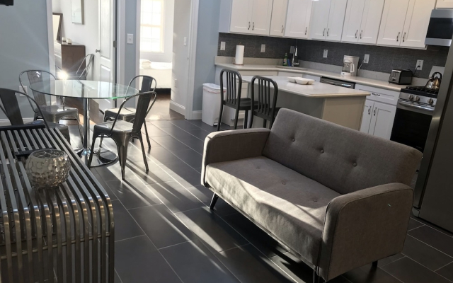 Giles Ave 6 Bedroom Gem