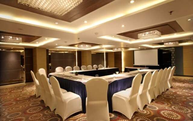 Fortune Select SG Highway, Ahmedabad - Member ITC Hotels' Group