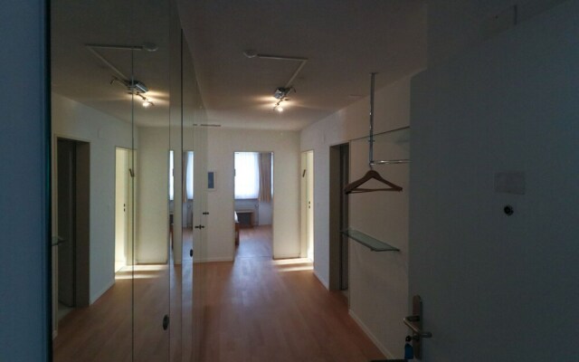 Cresta Studios