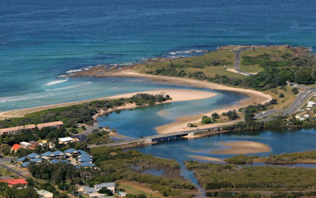 Hastings Cove Waterfront Holiday Apartments