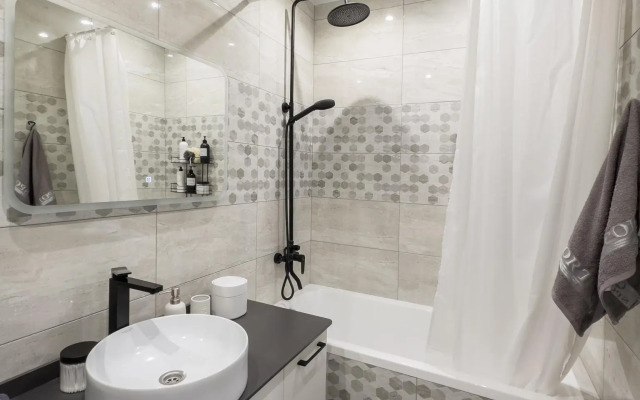 Daris apartment on Alyabyeva street 1