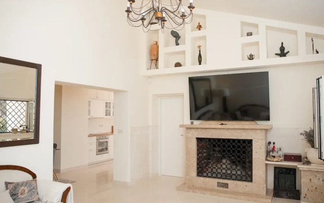 Villa Nada - Unique and Artistic