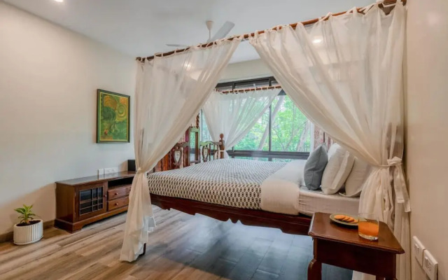 Sol Banyan by Hireavilla - 2BR w Pool in Candolim