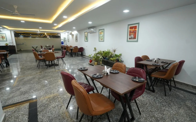 Posh Garden Inn