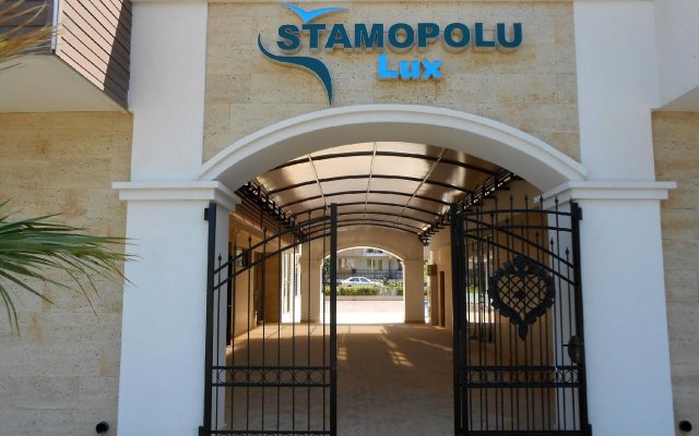 Stamopolu Lux