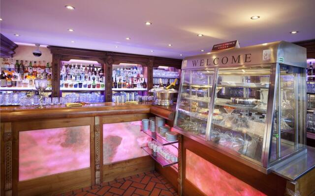 Hotel U Prince Prague by BHG