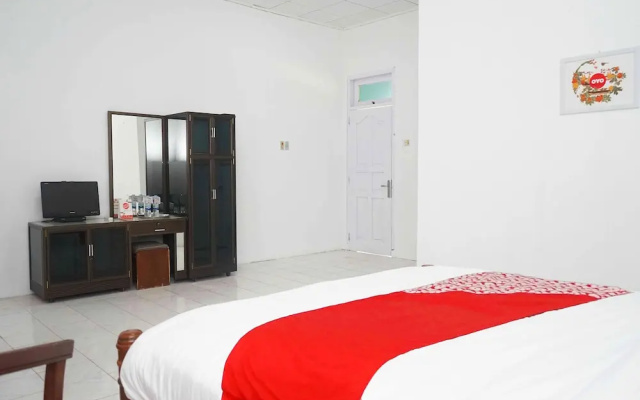 OYO 1148 Pelangi Hotel New Teluk Uber