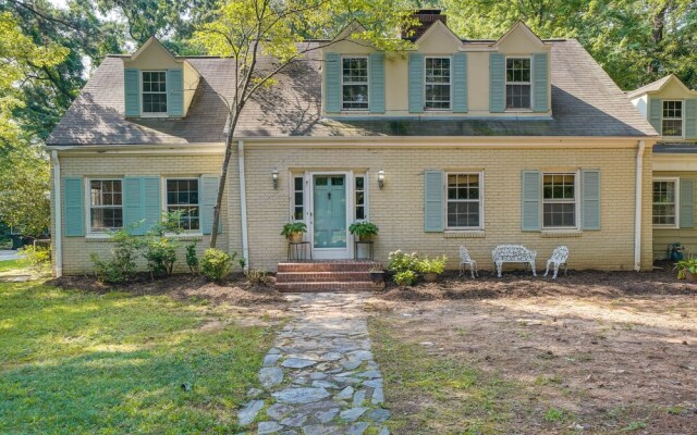 Spacious Durham Apartment Near Downtown