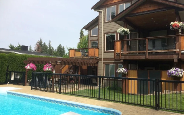 Beyond the Vineyards Bed & Breakfast