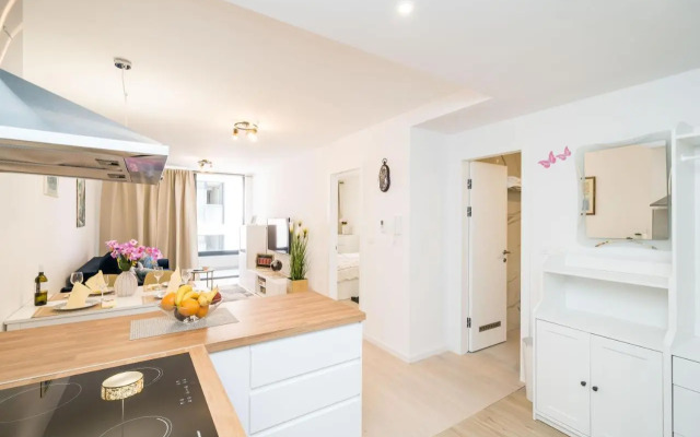 M&P- Lovely 1-bedroom condo with free parking