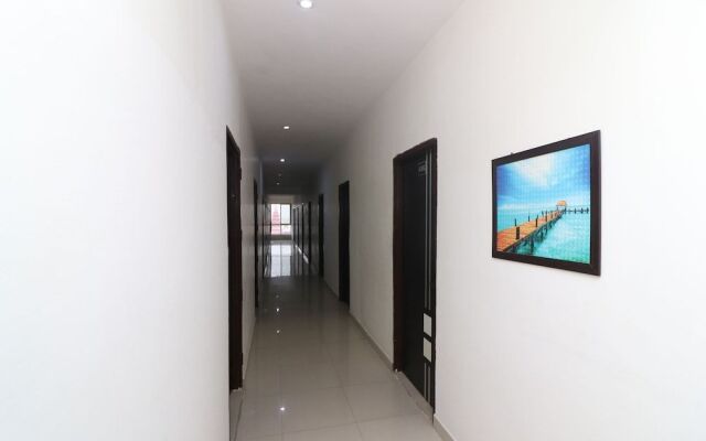 Oyo 23504 Hotel R View
