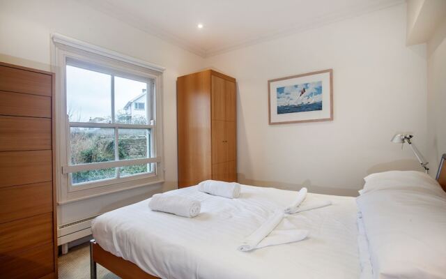6 Spinnaker