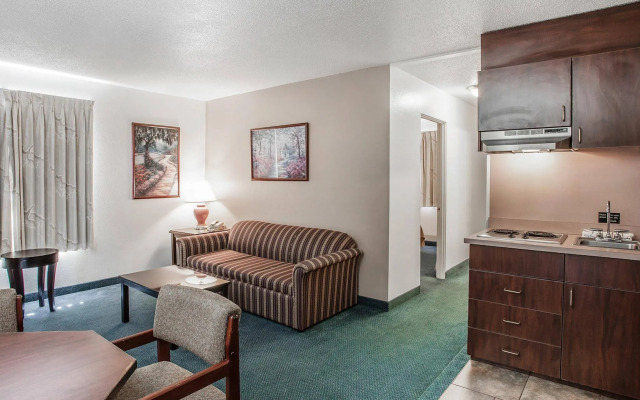 Quality Inn Port Angeles - near Olympic National Park