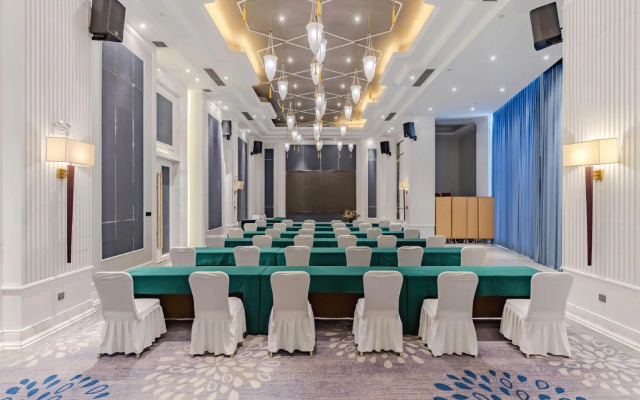 Andeli Hotel