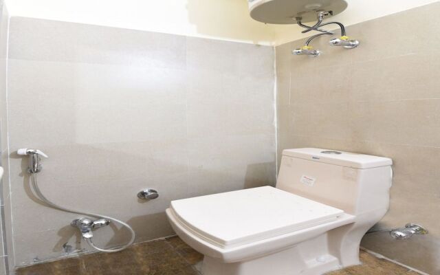 OYO 18390 Shiv Shakti Guest House
