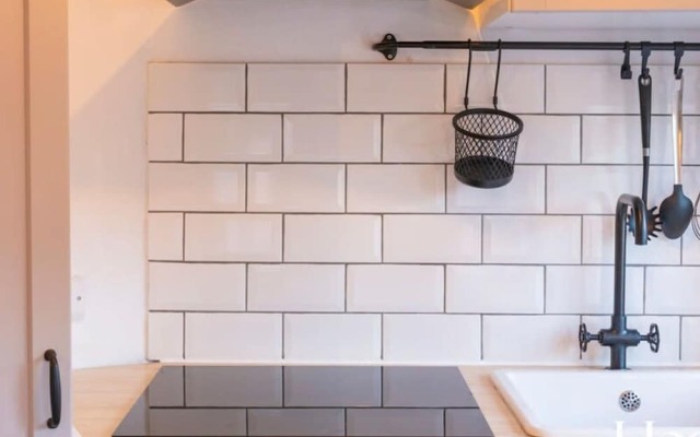 Super Central Apartment Close To River Station