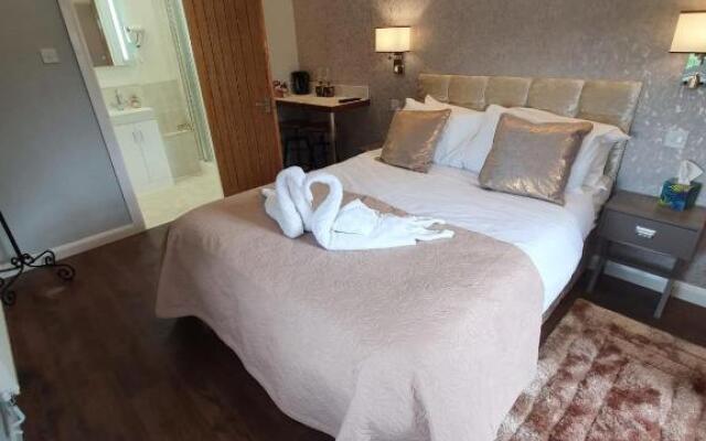 Old Thatch Bambers Green