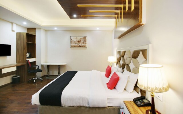 Townhouse OAK The Saffron Hotel