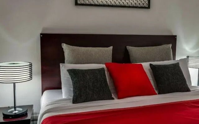The Diamond Suites at Ahnvee