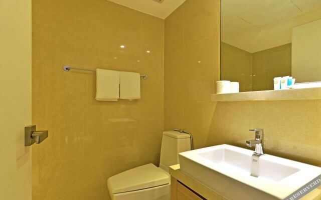 Shang Luxury Suites 1BR 1 near One Shangri la Mall Mandaluyong