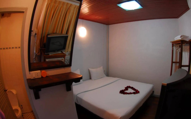 Relax Guesthouse