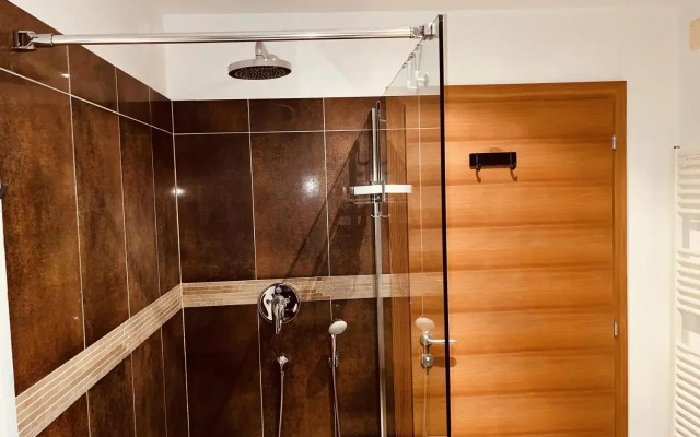 Residence Zirmer Wohnung Wasser