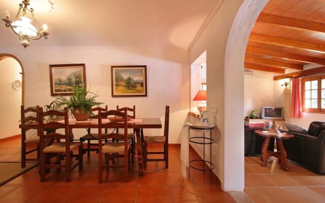 Villa - 3 Bedrooms with Pool - 103124