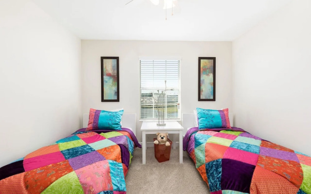 Lovely Vacation Townhouse with Private Pool SL3103