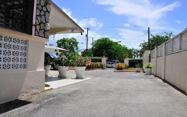 Welcome to the Unpretentious and Breezy Graceville, Steps Away From the Beach