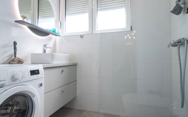 Mina Apartment