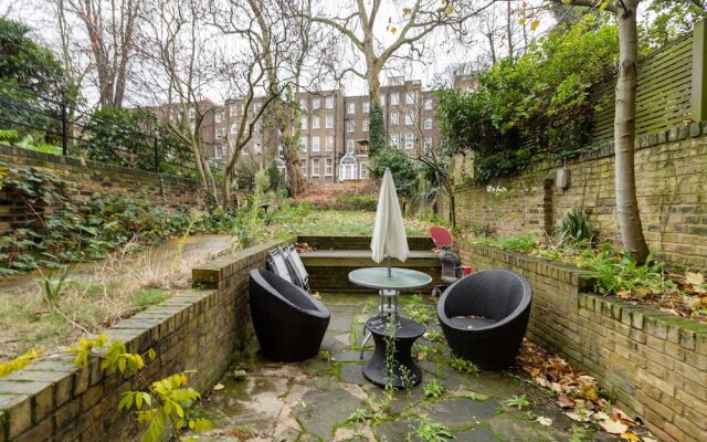 Lexham Gardens I by the Residences