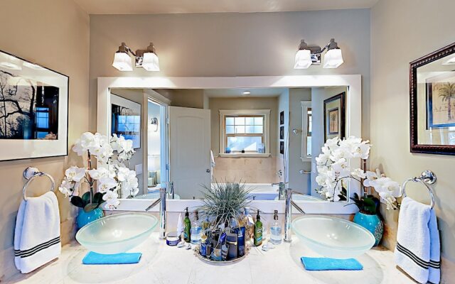 2254 Mariners Way Home