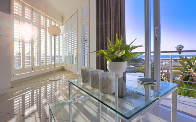 Denhill Villa Unit 4