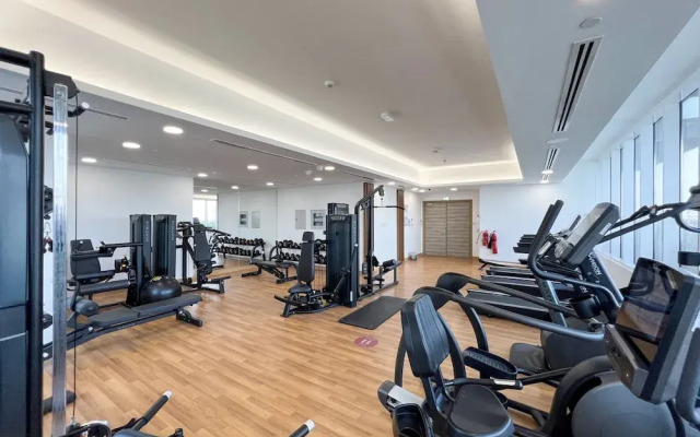 Sophisticated Modern 1 BR on Blooms A JVC
