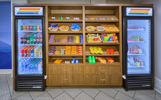 Holiday Inn Express & Suites Raleigh North - Wake Forest by IHG