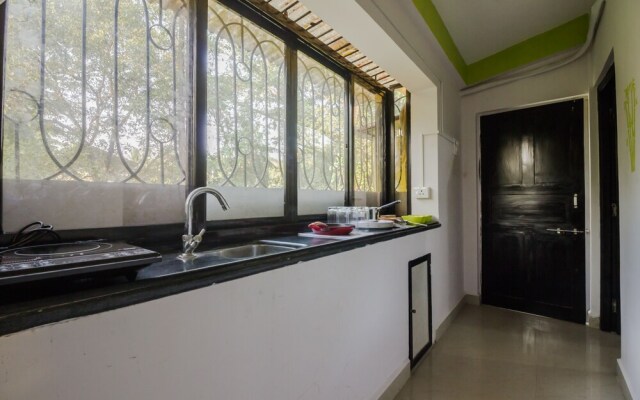 OYO 23267 Home Alluring 2 BHK Parra
