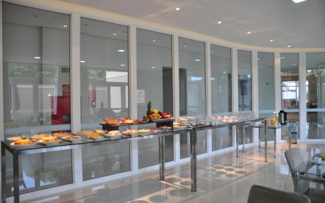 Kamur Plaza Hotel